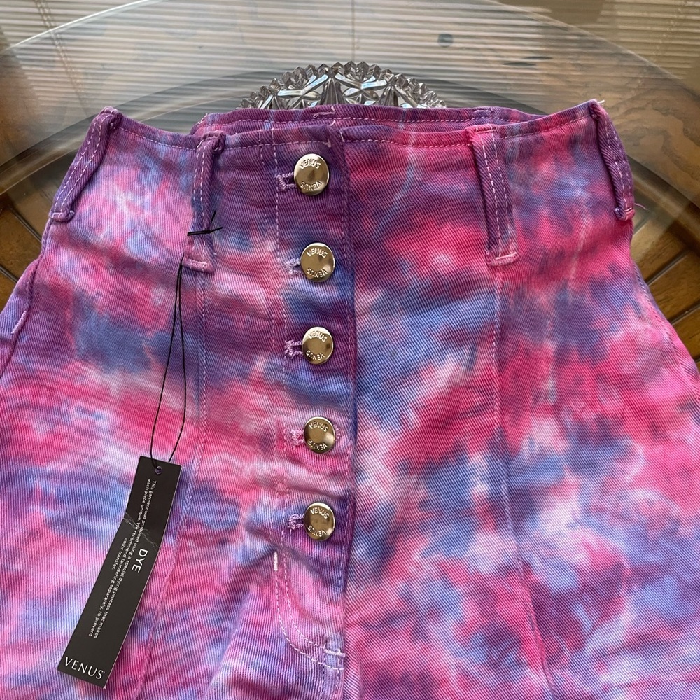 VENUS - NWT -  Denim Tie Dye Shorts US Size 4  & EUR size 36 - Picture 9 of 16
